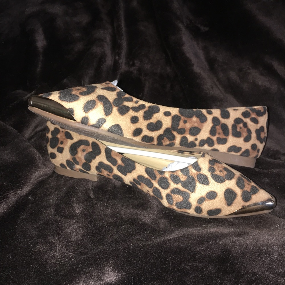 Leopard print flats